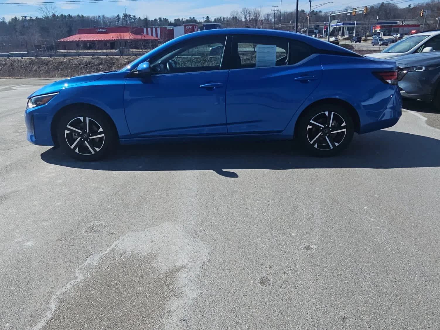 2025 Nissan Sentra SV - Photo 4