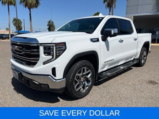 Used 2024 White GMC SLT image 3