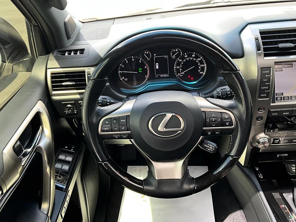 Used 2020 White Lexus 460 image 33