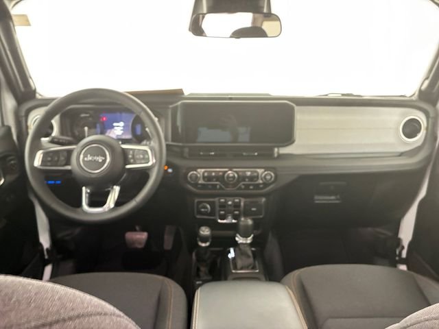 Used 2025 White Jeep Sahara 4xe image 20