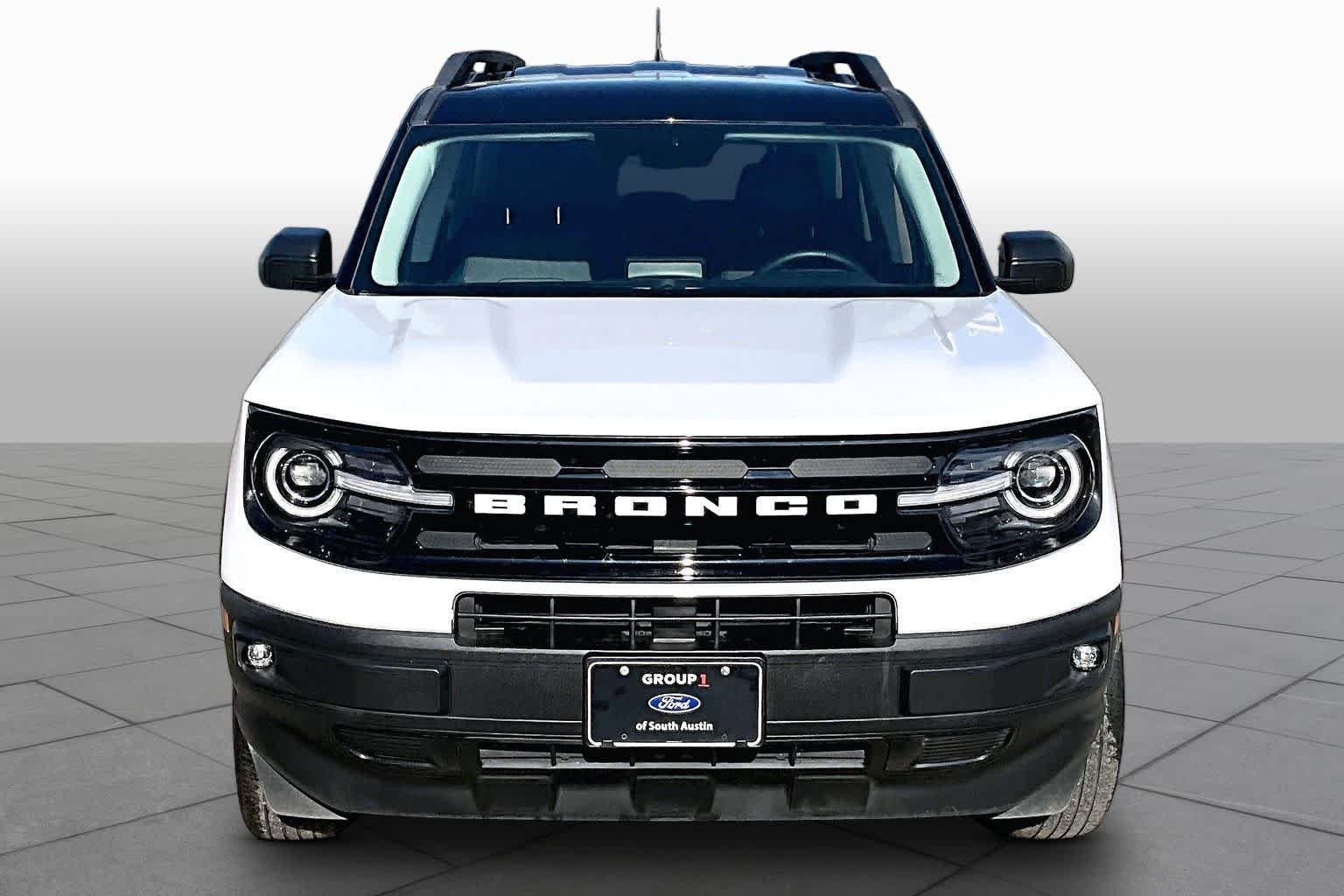 Certified Used 2022 Oxford White Ford Outer Banks image 4