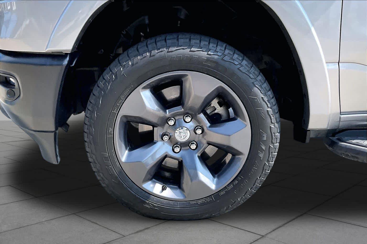 Used 2024 Billet Silver Metallic Clearcoat Ram Big Horn image 11
