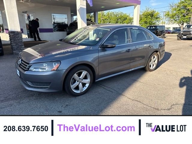 Used 2012 Gray Volkswagen 2.5 SE image 8