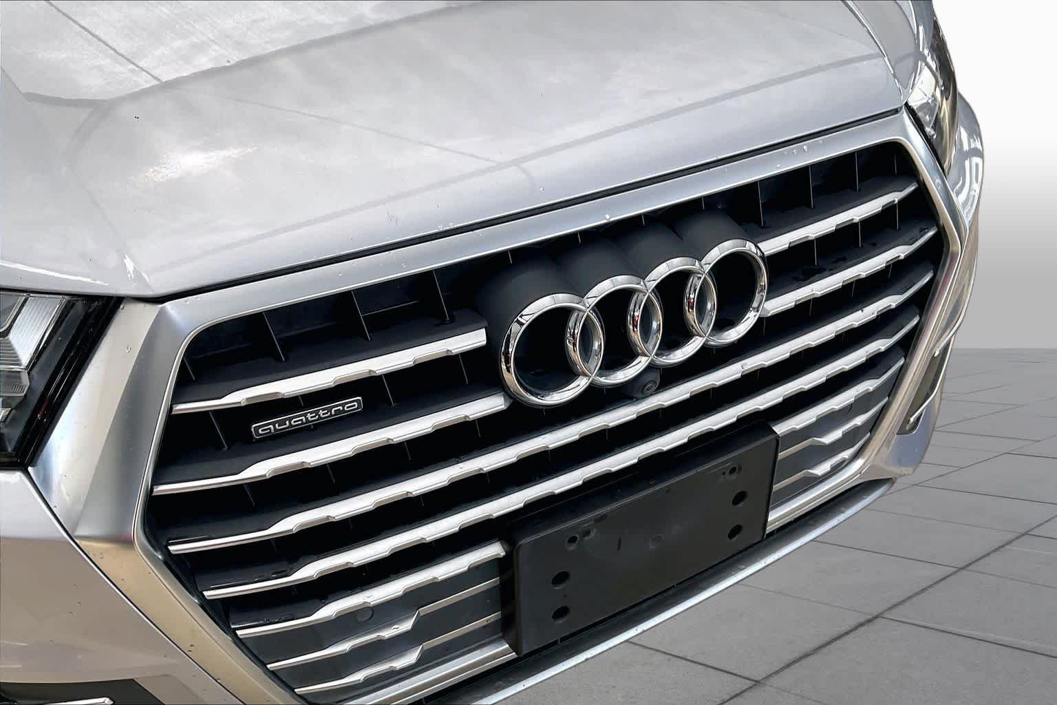 Used 2018 Florett Silver Metallic Audi Premium Plus image 30