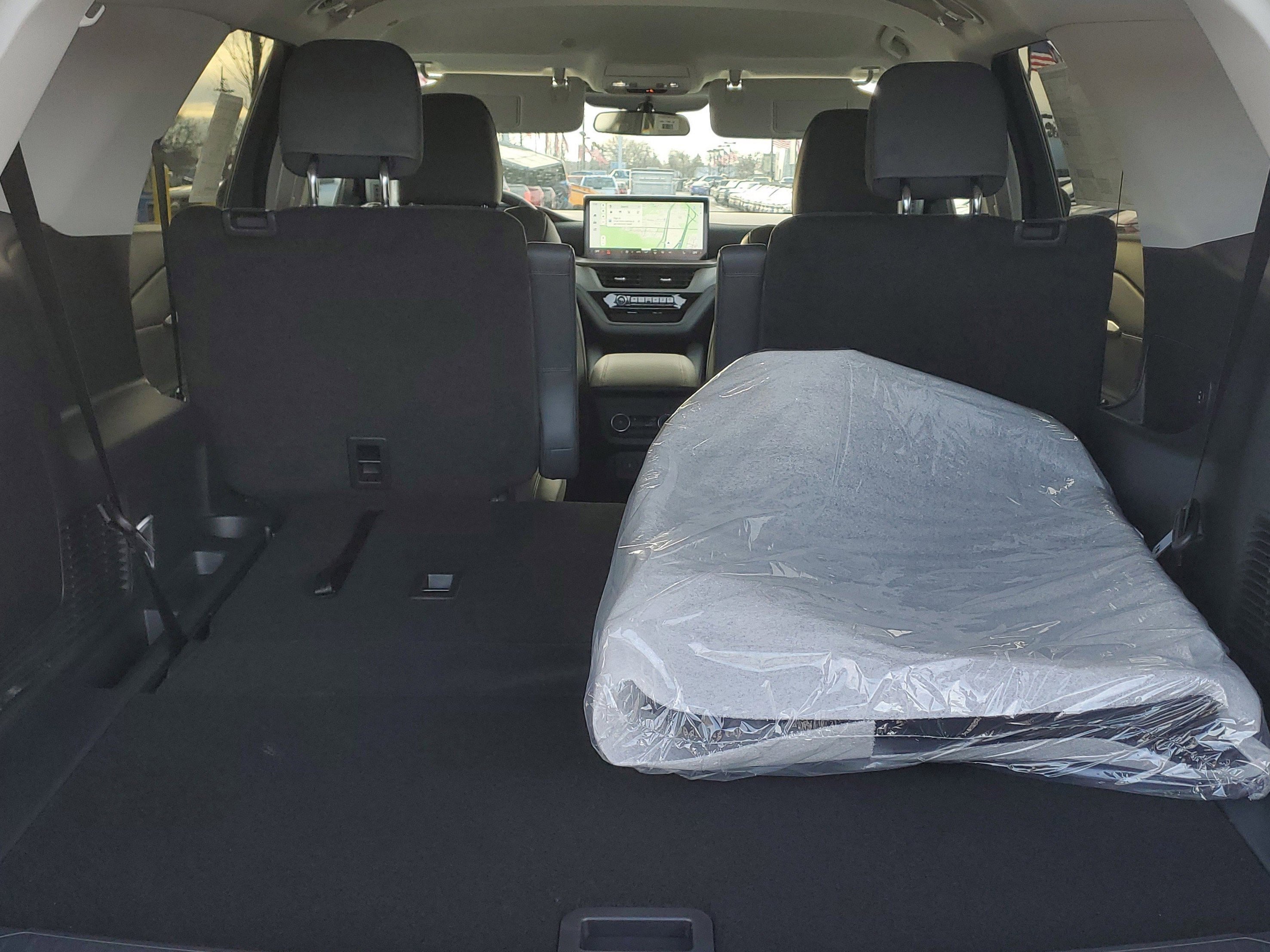 New 2026 Star White Metallic Tri-Coat Ford Active w/200A Pkg image 8