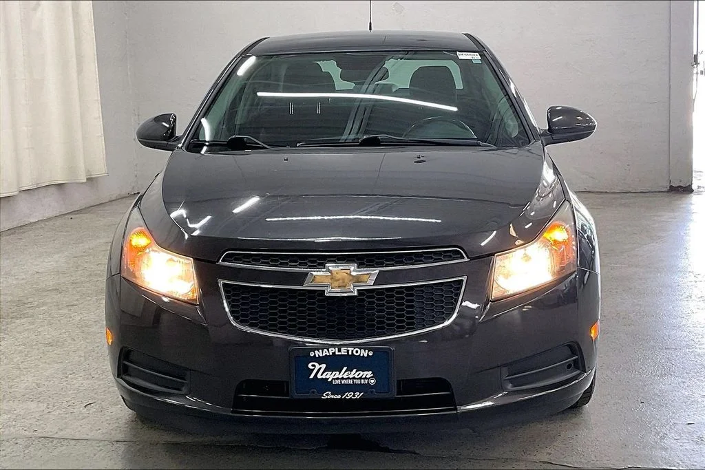 Used 2014 Chevrolet Cruze 1LT with VIN 1G1PC5SB0E7468450 for sale in Oak Lawn, IL