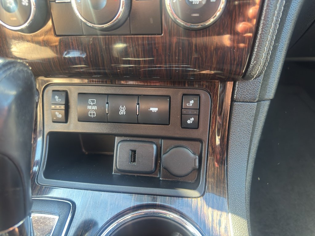 Used 2015 Tungsten Metallic Chevrolet LT image 21