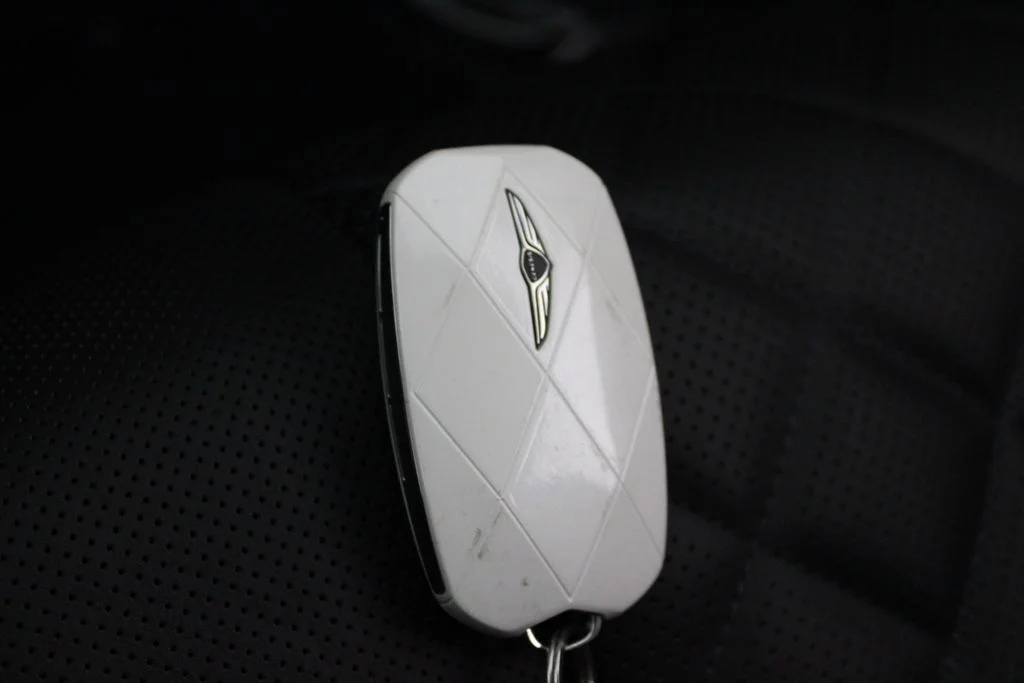 Used 2026 White Genesis 3.5T Prestige image 34