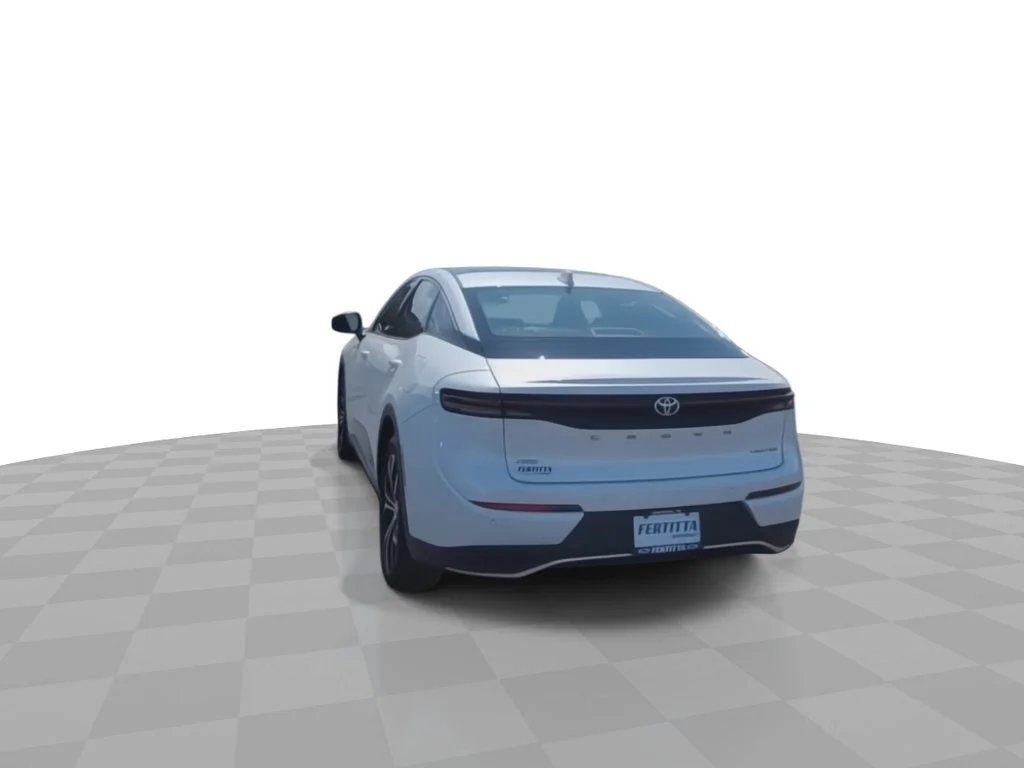 Used 2023 White Toyota Limited image 7