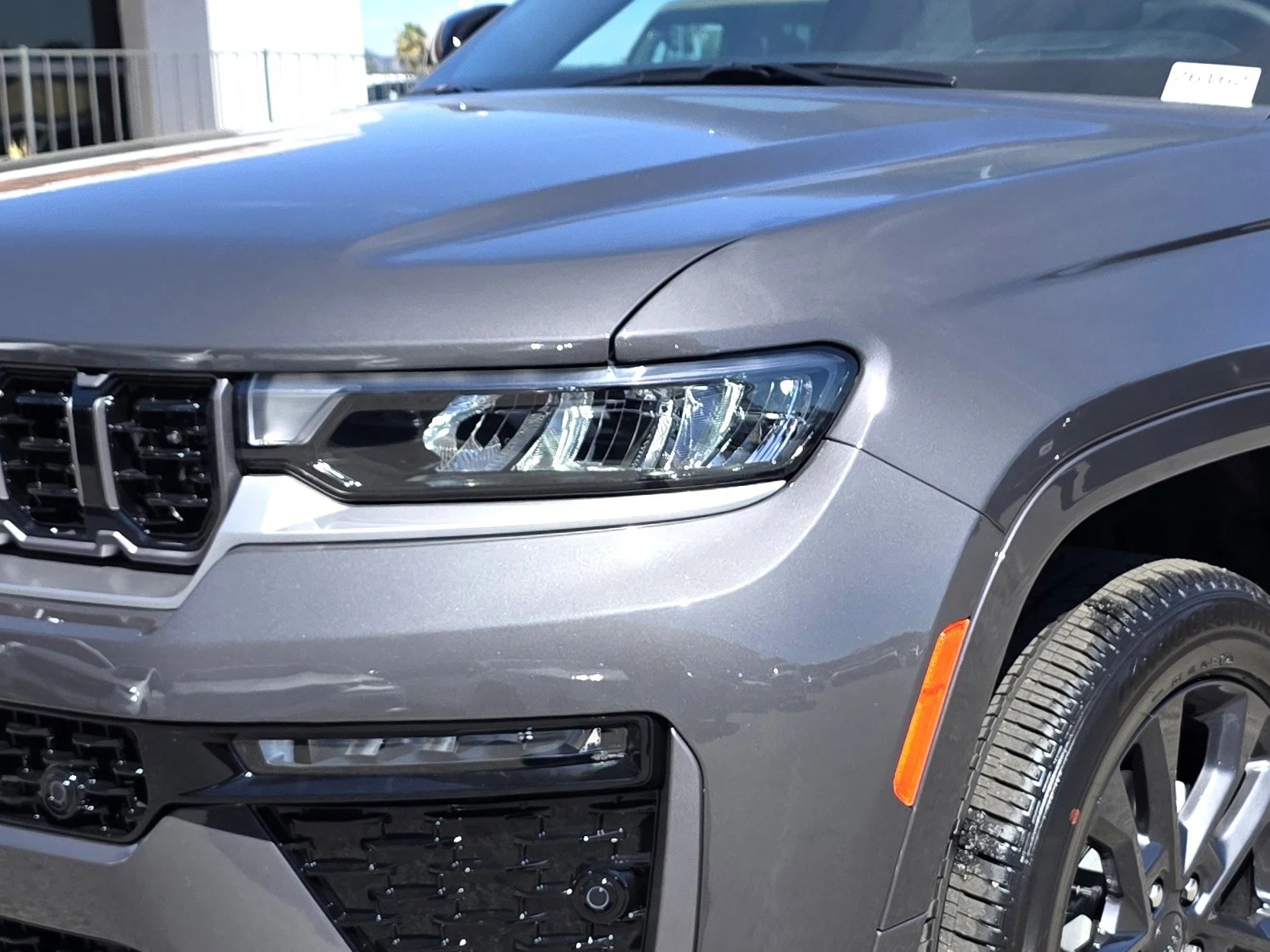 New 2026 Gray Metallic Jeep Limited Reserve image 8