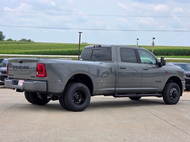New 2026 Ceramic Gray Clear-Coat Exterior Paint RAM Laramie image 7