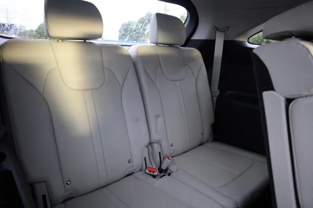 Used 2025 Gray Kia S image 38