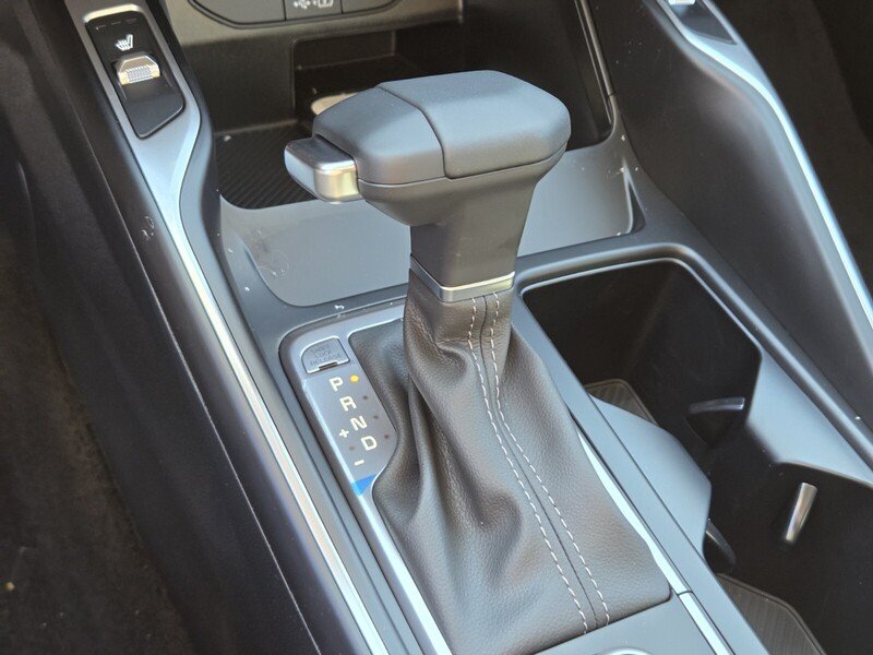 New 2026 Midnight Lake Blue Kia S image 17