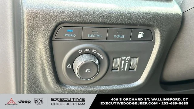 Used 2023 Silver Jeep Trailhawk 4xe image 13