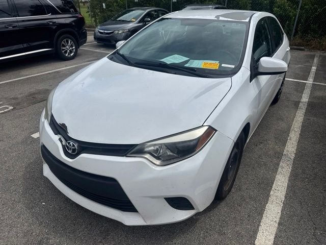 Used 2014 White Toyota LE image 1