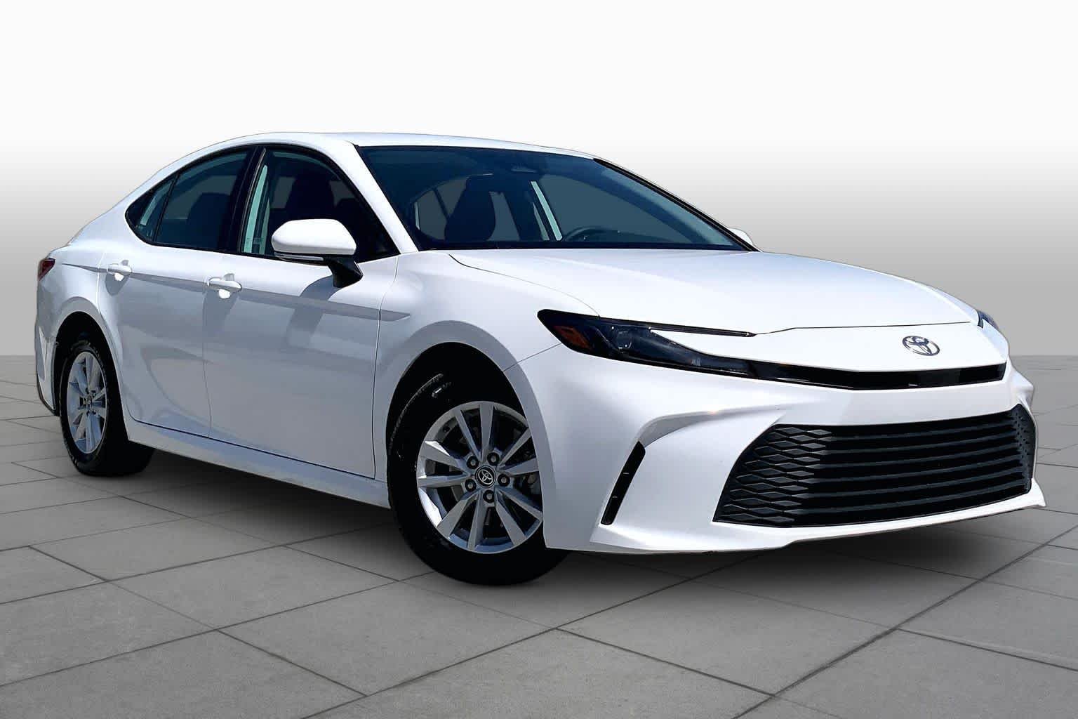 Used 2026 Ice Cap Toyota LE image 3