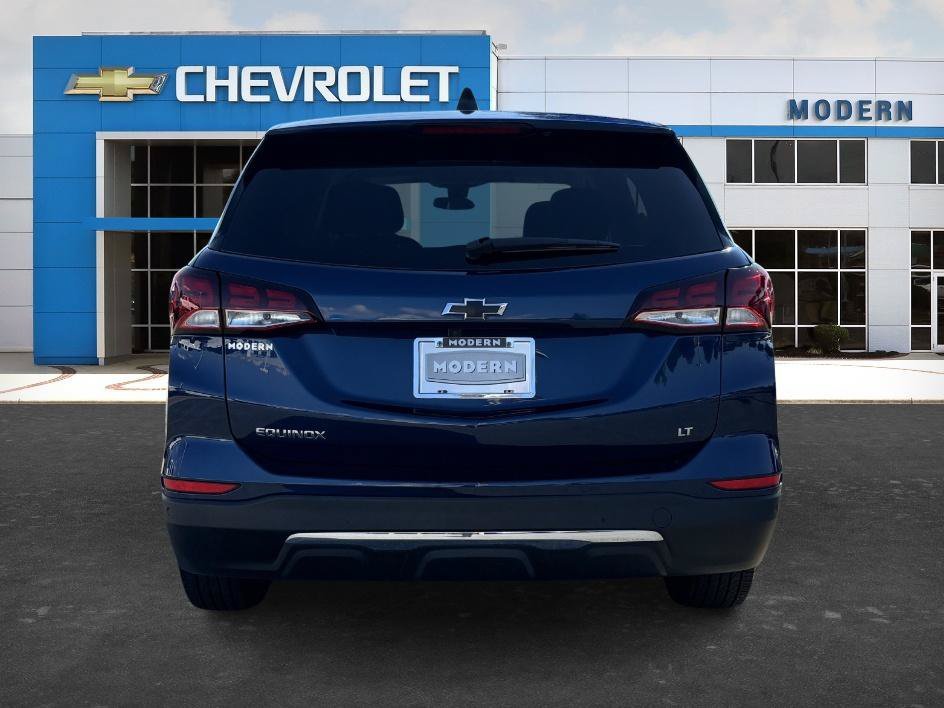Used 2022 Blue Glow Metallic Chevrolet LT image 4
