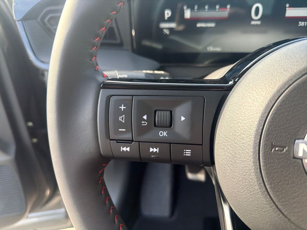 New 2026 Nissan Kicks SR 4D Sport Utility