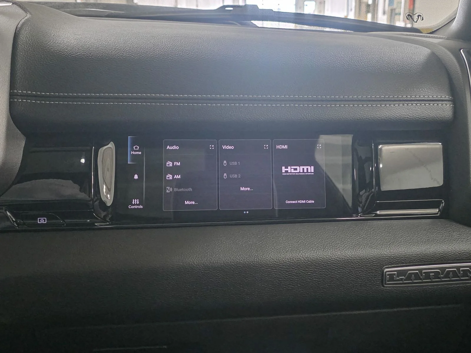 2026 RAM 1500 Laramie - Photo 32