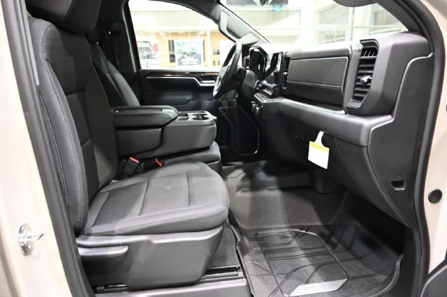 2026 Chevrolet Silverado 1500 RST - Photo 11