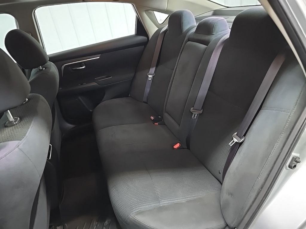 Used 2015 Silver Nissan 2.5 SV image 31