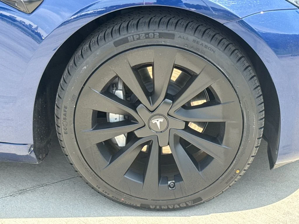 Used 2023 Deep Blue Metallic Tesla Base image 11