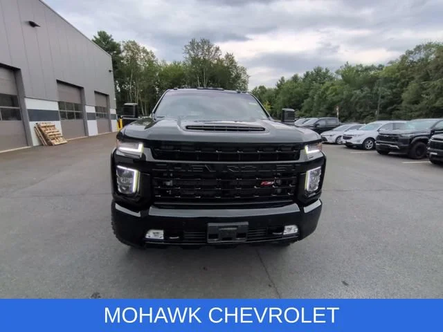 Used 2021 BLACK Chevrolet LT image 6