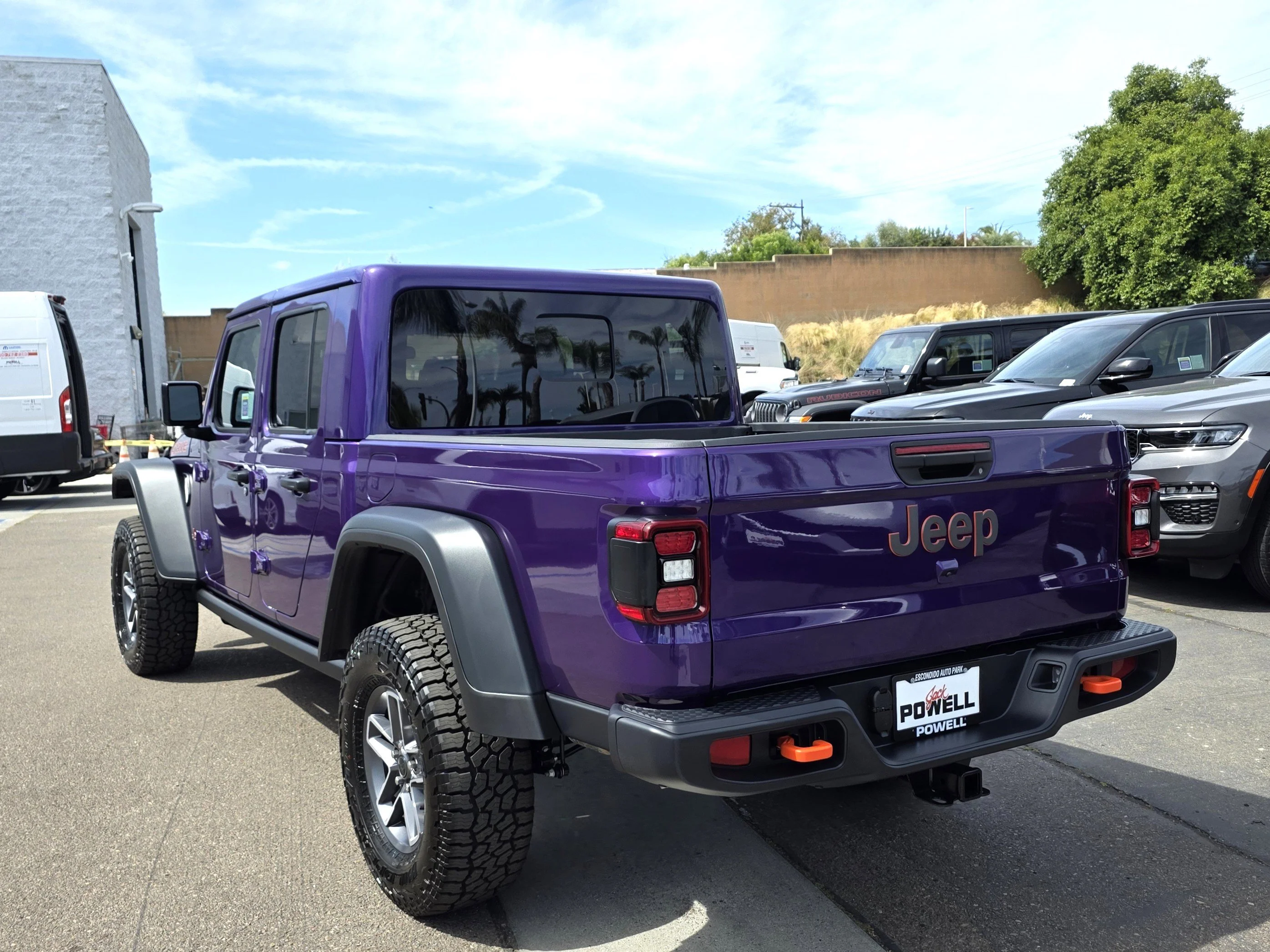 New 2026 Reign Jeep Mojave image 3