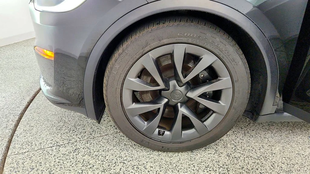 Used 2023 Solid Black Tesla AWD image 9
