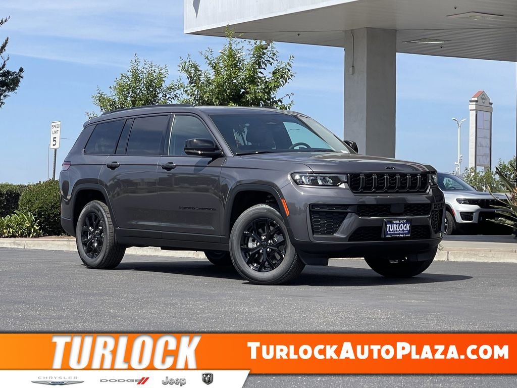 New 2026 Baltic Gray Metallic Clearcoat Jeep Altitude image 1