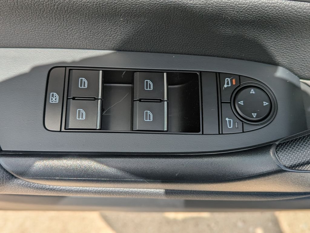 2026 Mazda CX-50 Premium - Photo 12
