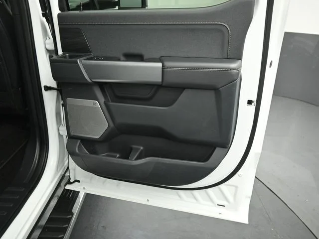 Certified Used 2025 White Ford Lariat image 29