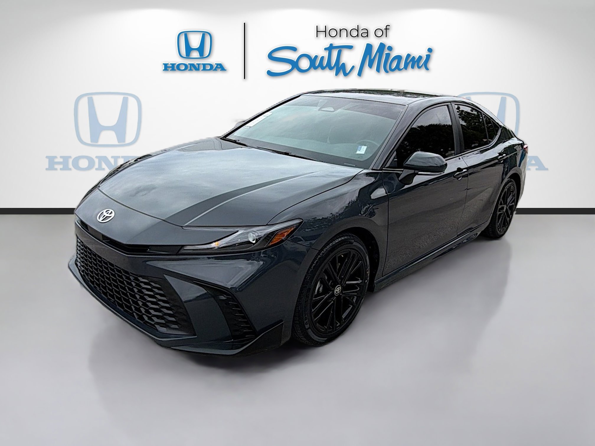 Used 2025 Underground Toyota SE image 3