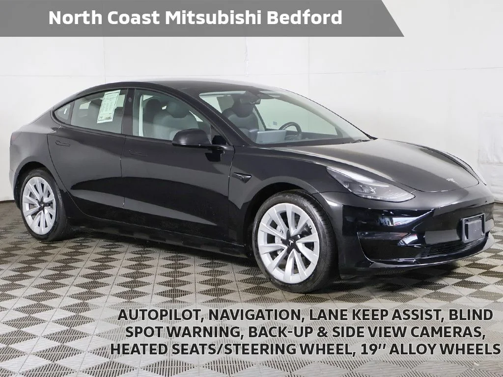2023 Tesla Model 3 -'s photo