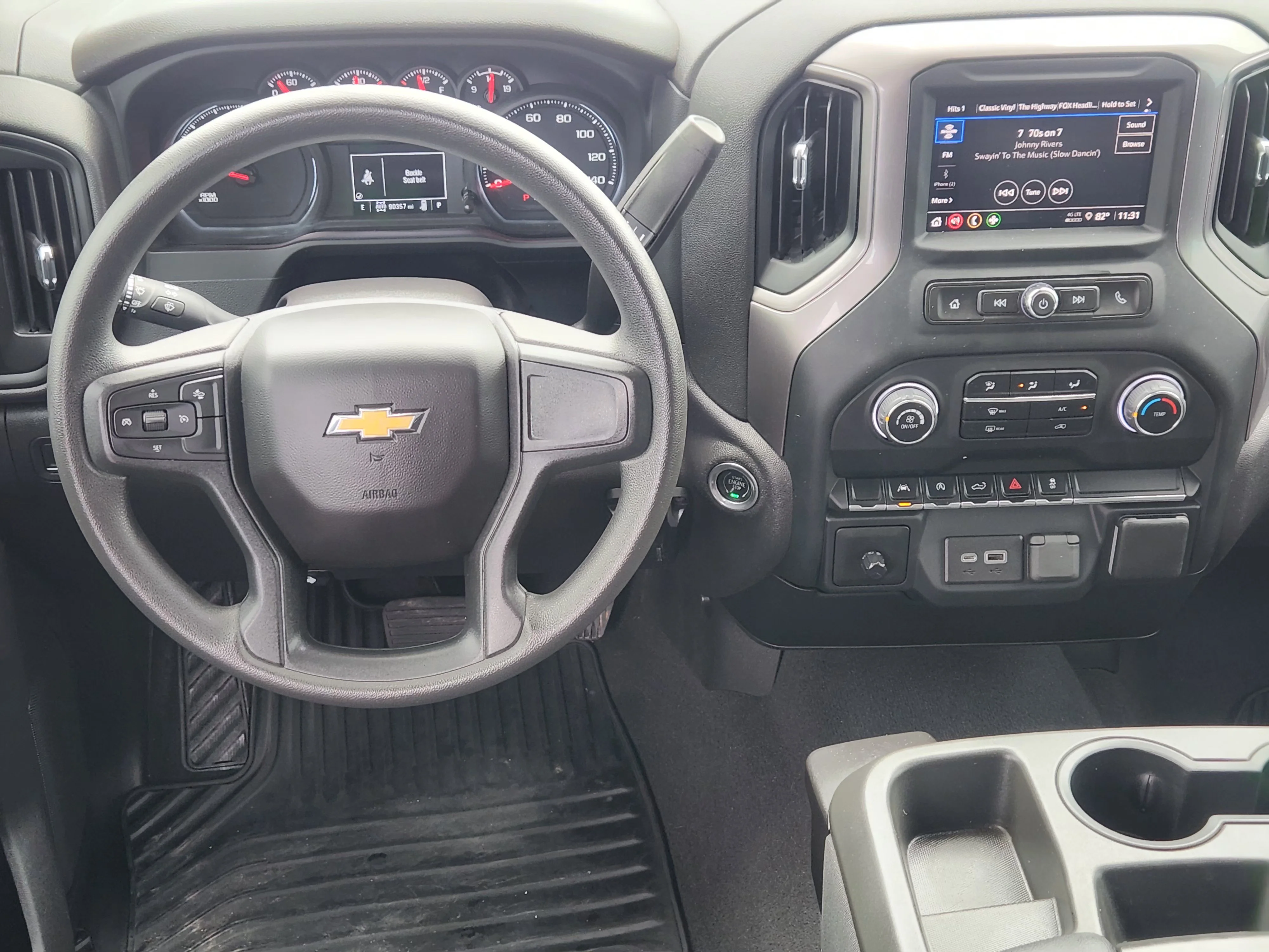 Used 2023 Summit White Chevrolet Custom image 26