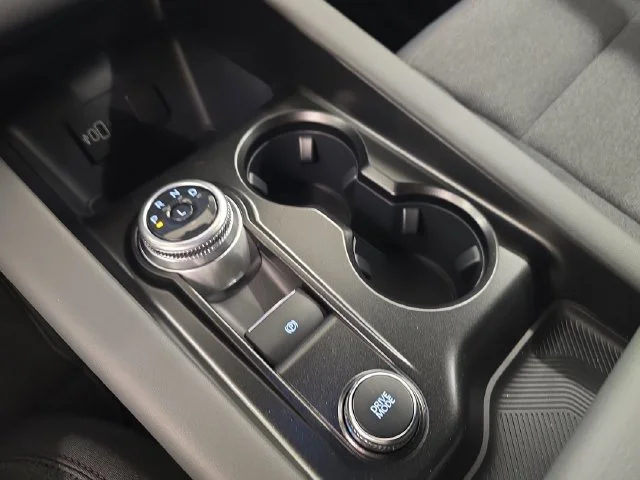 New 2027 Carbonized Gray Metallic Ford Active image 31