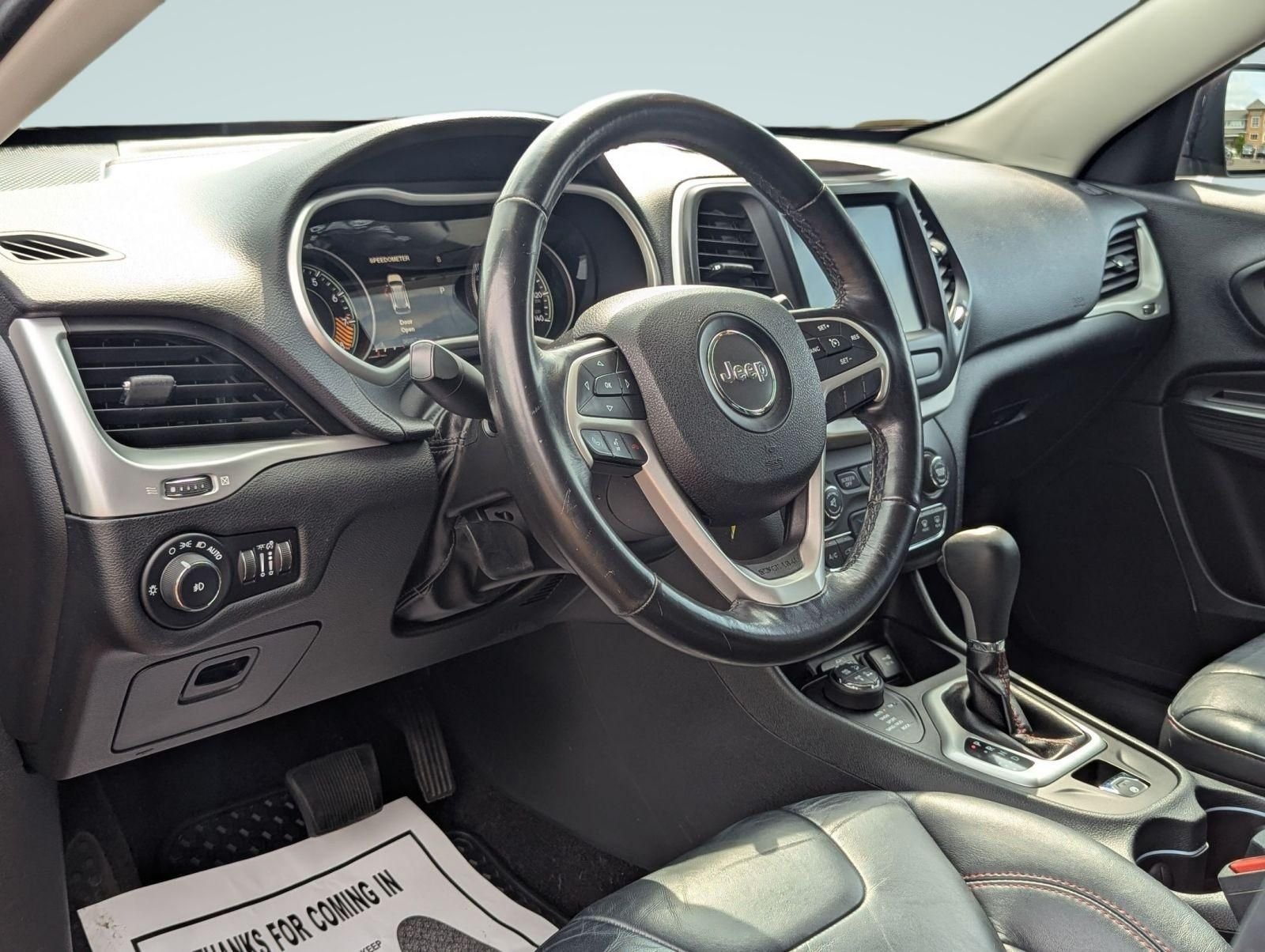 Used 2016 Jeep Cherokee Trailhawk with VIN 1C4PJMBS5GW311531 for sale in Schererville, IN