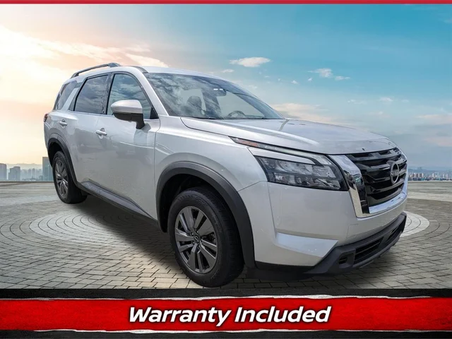 2025 Nissan Pathfinder SV