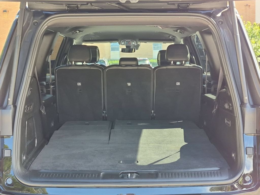 Used 2022 Black Jeep Series III image 6
