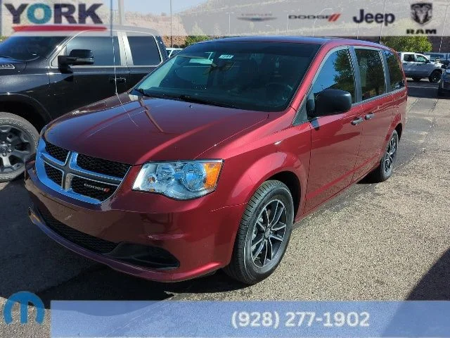 Used 2020 Red Dodge SE image 1
