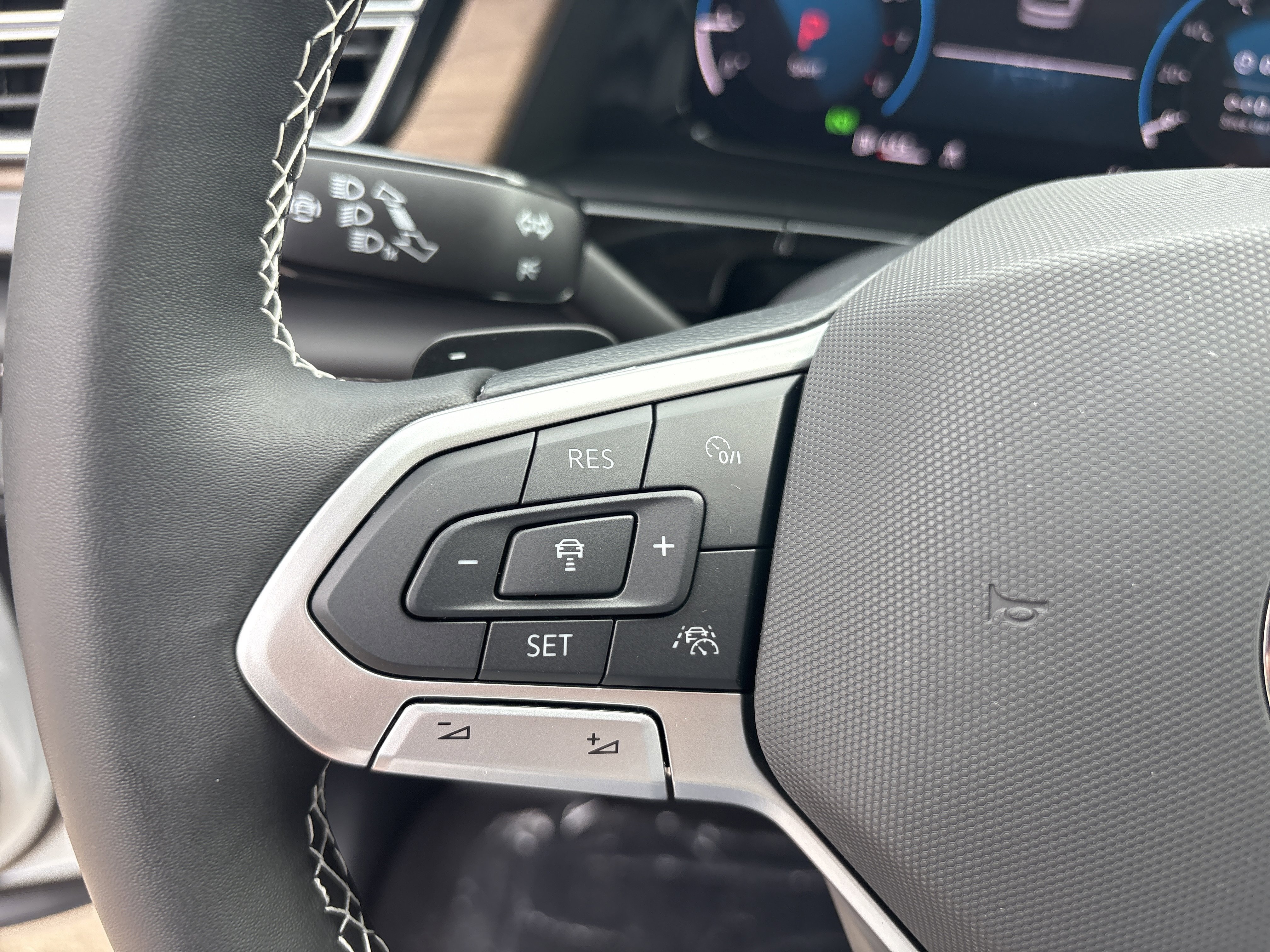 2026 Volkswagen Atlas SE - Photo 15