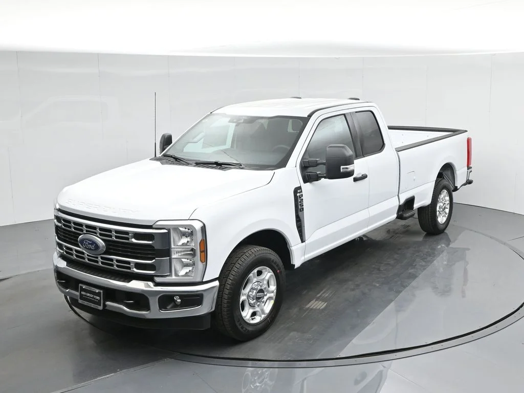 New 2026 White Ford XLT image 35