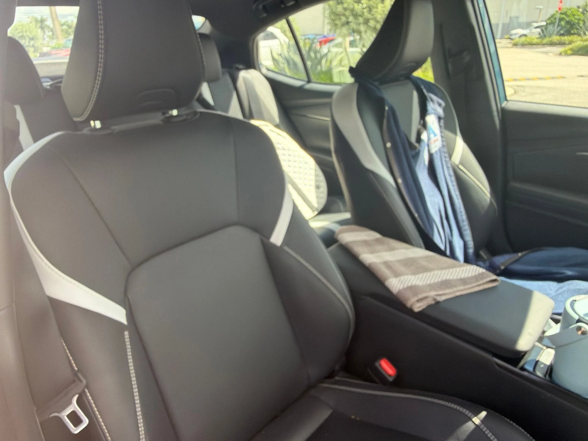 Used 2025 Ocean Toyota SE image 19