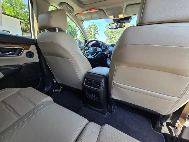 Used 2019  Honda Touring image 18