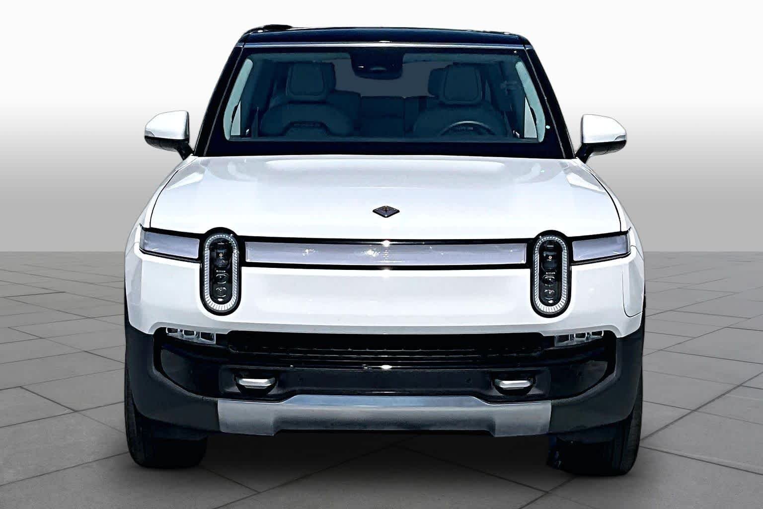 Used 2024 Glacier White Rivian Adventure image 3