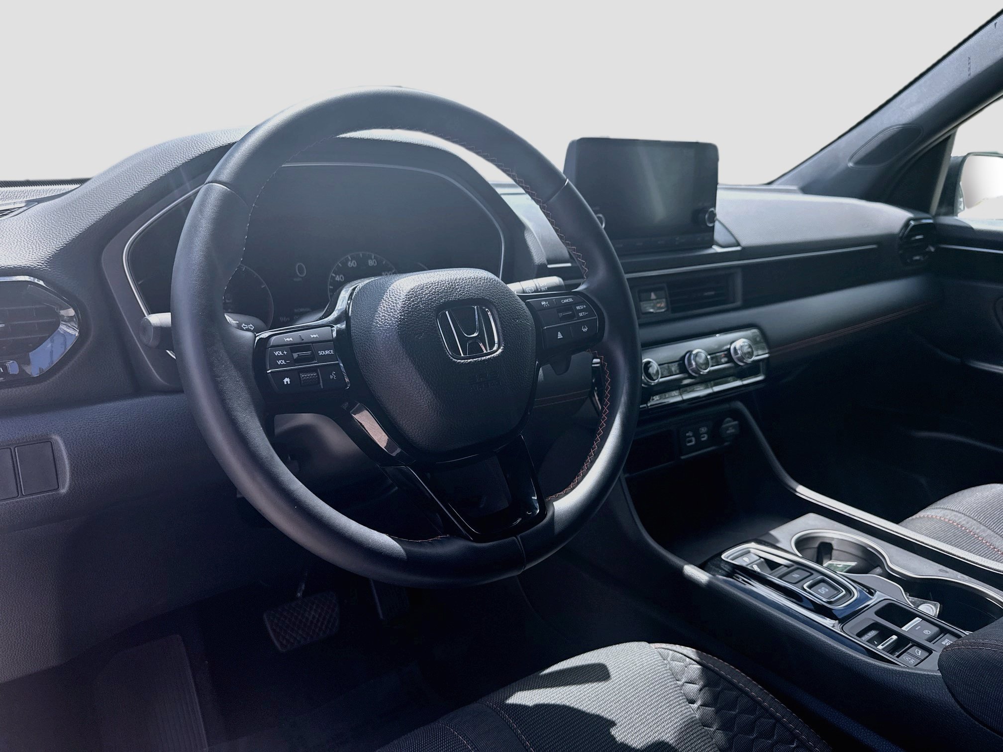 Used 2025  Honda Sport image 9