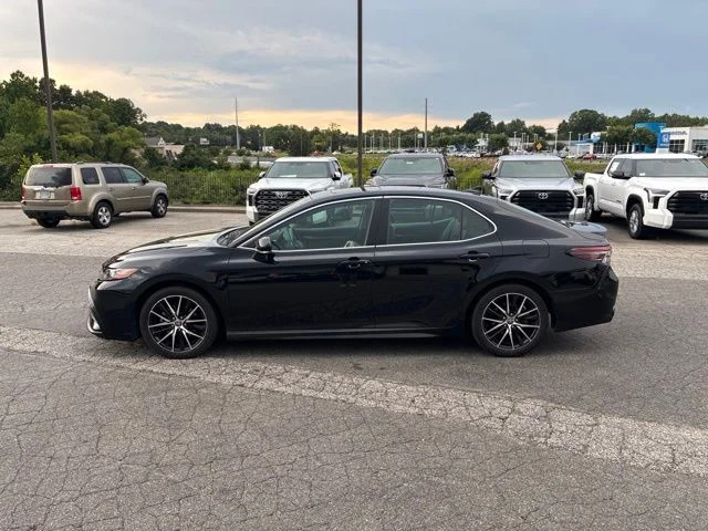 Used 2022 Black Toyota SE image 4