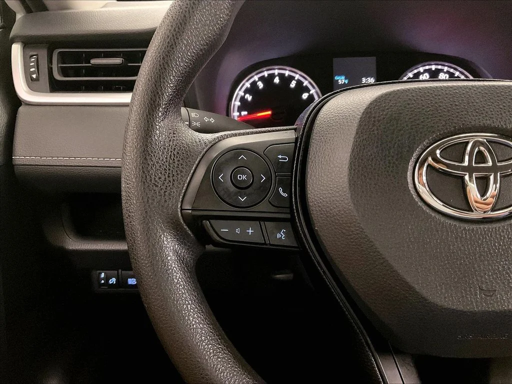 Certified Used 2021 White Toyota LE image 22