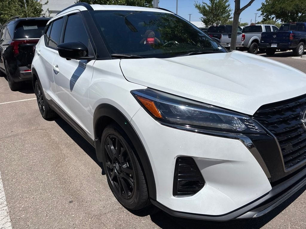 Used 2023 White Nissan SR image 8