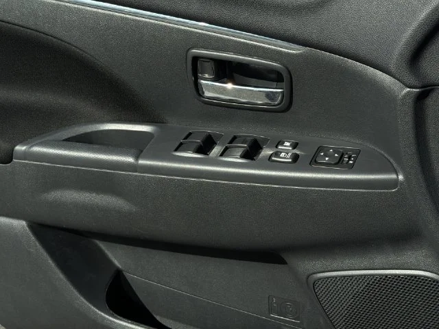 Used 2024 Gray Mitsubishi 2.0 ES image 31